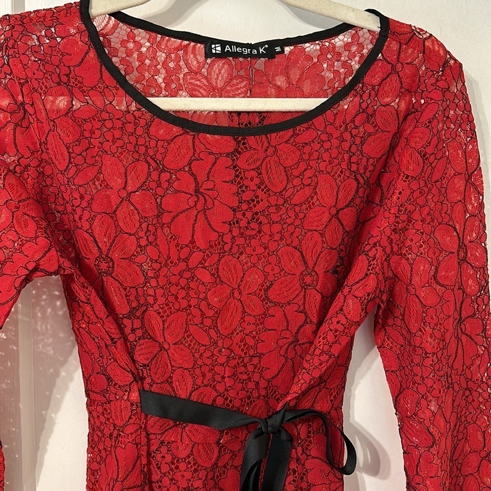 NWT Allegra K Red Lace Long Sleeve Floral Top! - Picture 2 of 5